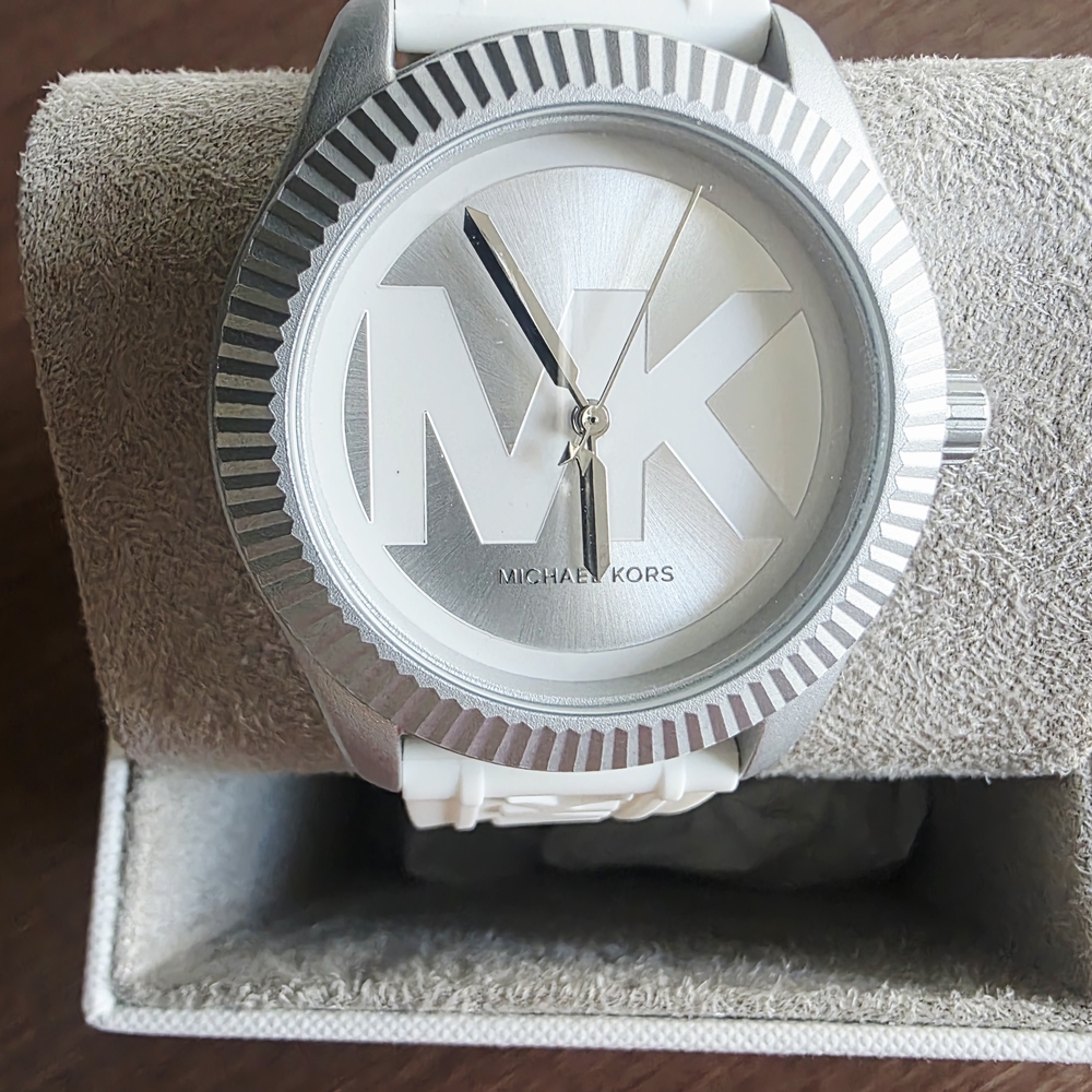 Michael Kors Metallic Silver Watch